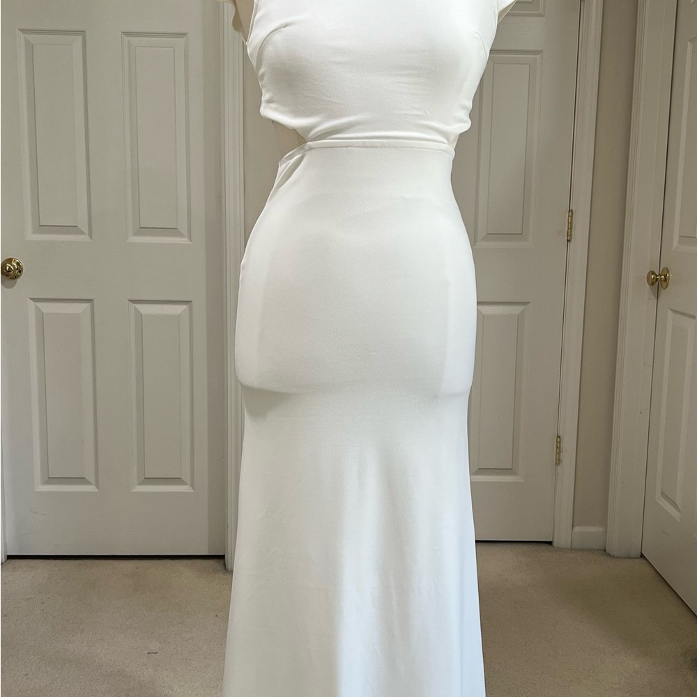 Lulu's White Dress